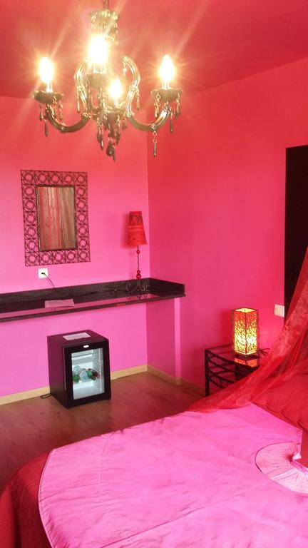 Appart'Hotel Et Chambres Essentiel Spa Arles Exterior foto