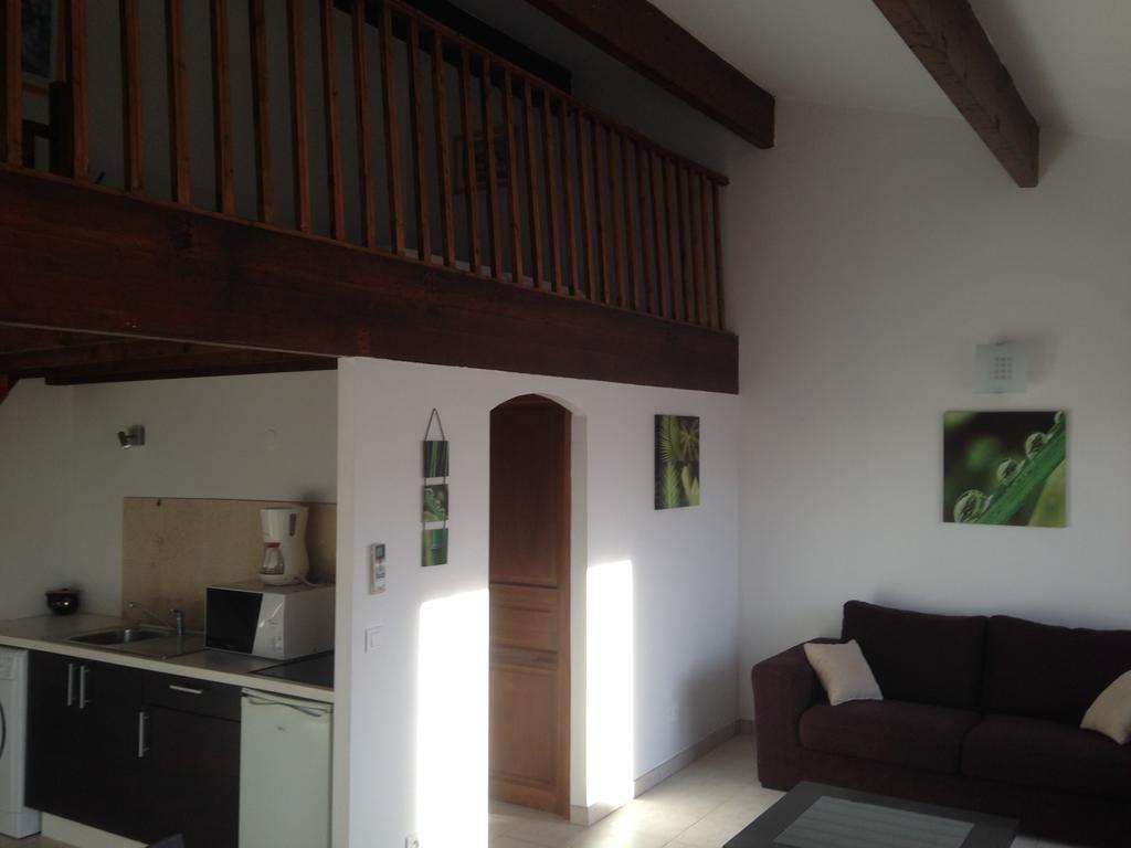 Appart'Hotel Et Chambres Essentiel Spa Arles Exterior foto
